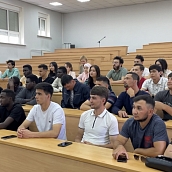 Иностранные студенты ознакомились с программой разрешения на временное проживание