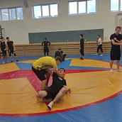 В Политехе прошла совместная тренировка дзюдоистов и гандболистов