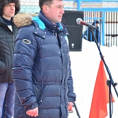 На новом ледовом поле СГТУ прошел первый матч по русскому хоккею