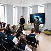 Ученики космических классов примерили профессии инженеров и программистов 