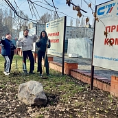 Первокурсники кафедры ПМК ИнПИТ приняли участие в областном субботнике