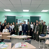 Доцент ИММТ провел профориентационные встречи с балашовскими школьниками