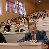 183 школьника стали участниками конференции «В науку первые шаги»