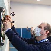 Социально-экономический институт  победил в соревнованиях по дартсу