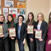 Студенты кафедры «Переводоведение и межкультурная коммуникация» Социально-экономического института СГТУ имени Гагарина Ю.А. приняли участие во Всероссийской (с международным участием) студенческой научно-практической конференции «Иностранный язык для проф