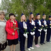 Студенты ИнЭТС почтили память воинов-автомобилистов