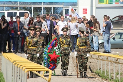 СГТУ провел автопробег в честь Юбилея Победы