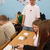 ЭТИ провел профессиональные пробы для энгельсских школьников