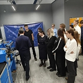 Политех знакомит школьников с предприятиями ОПК
