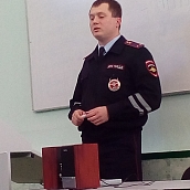 Представитель ГИБДД провел беседу о правилах соблюдения ПДД