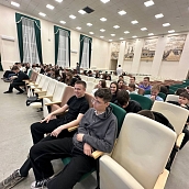 Представитель ИММТ СГТУ рассказал школьникам о преимуществах обучения в университете