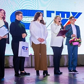 Политеховцы поздравили коллектив гимназии №2 г. Саратова с 70-летним юбилеем