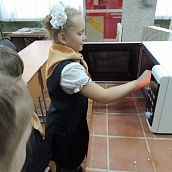 В институте УРБАС продолжает работу экспериментальная площадка клуба «Самоцветы» научного кружка «Строительство и материалы 21 века»