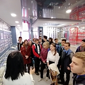 Сотрудники кафедры ФМБИ провели экскурсию для школьников