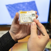 На кафедре МБИ установлен нанотехнологический комплекс для исследований в области материаловедения и биомедицинской инженерии