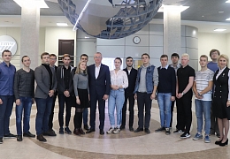 Руководитель вуза встретился с участниками образовательной программы центра «Сириус»