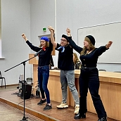 На кафедре ПМК состоялась лингвострановедческая встреча в честь Международного дня переводчика