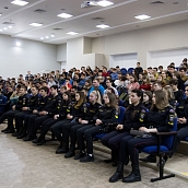 Студенты встретились с представителями МВД и прокуратуры