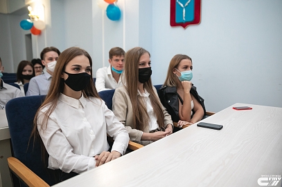 В университете прошли кураторские часы для первокурсников