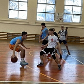 В Политехе прошли соревнования по баскетболу