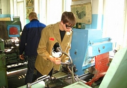 В СКМИЭ выбрали «Лучшего слесаря»