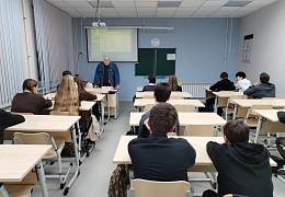 Политех продолжает знакомить школьников «Гагаринских классов» с миром профессий