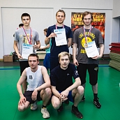 В Политехе прошло первенство по гиревому спорту