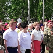 Начальник ВИИ имени С.И. Тимакова принял участие в городском смотре строя и песни среди школьников