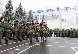 В преддверии Дня защитника Отечества в СГТУ прошло торжественное построение