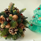 В СГТУ проходит новогодняя выставка елочных игрушек