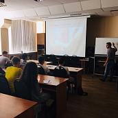 Студенты КТОП-21 прослушали лекцию о технологическом процессе изготовлении микрочипов