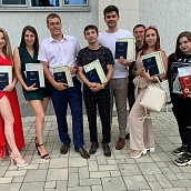На кафедре МБИ состоялось вручение дипломов