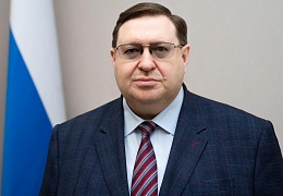 Поздравление ректора СГТУ Сергея Наумова с Последним звонком