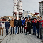 Студенты Института УРБАС посетили бетонный завод 