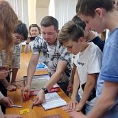 В СГТУ для школьников прошли научно-популярные экскурсии