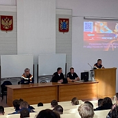 Для первокурсников прошла профилактическая лекция