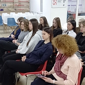 Для школьников социально-экономического кластера прошел мастер-класс по проектному сопровождению