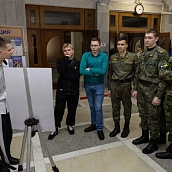 В Политехе прошла выставка плакатов ко Дню защитника Отечества