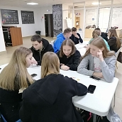 Преподаватели СЭИ провели мастер-класс для школьников социально-экономического кластера 