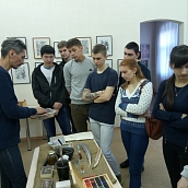 Студенты-экологи посетили мастер-класс по изготовлению красок