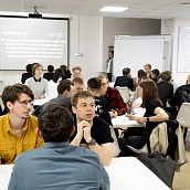 В ИСПМ и ФТИ подвели итоги физико-математической олимпиады на английском языке