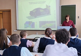ИММТ провел профориентационный мастер-класс для школьников Гагаринских классов