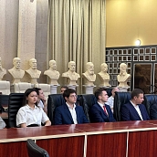Студенты СЭИ приняли участие в публичных слушаниях по исполнению областного бюджета