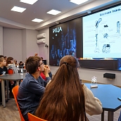 В День российской науки ученый СГТУ прочитал научно-популярную лекцию школьникам о применении титана