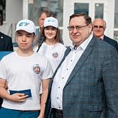 Первокурсникам Политеха вручили студенческие билеты там, где учился летать Гагарин