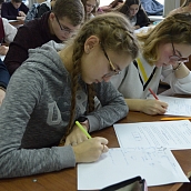 «Звезда» в СГТУ: школьники прошли отборочный тур всероссийской олимпиады