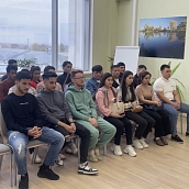 Иностранным студентам рассказали о программе разрешения на временное проживание