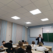 Представители СГТУ продолжают курс «Шаг в профессию» для Гагаринских классов 