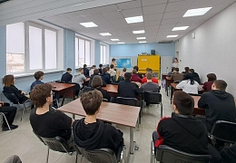 Специалисты Политеха проводят профориентационные встречи со студентами областных колледжей