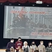 Студентам ИнЭТС показали фильм про Сталинградскую битву